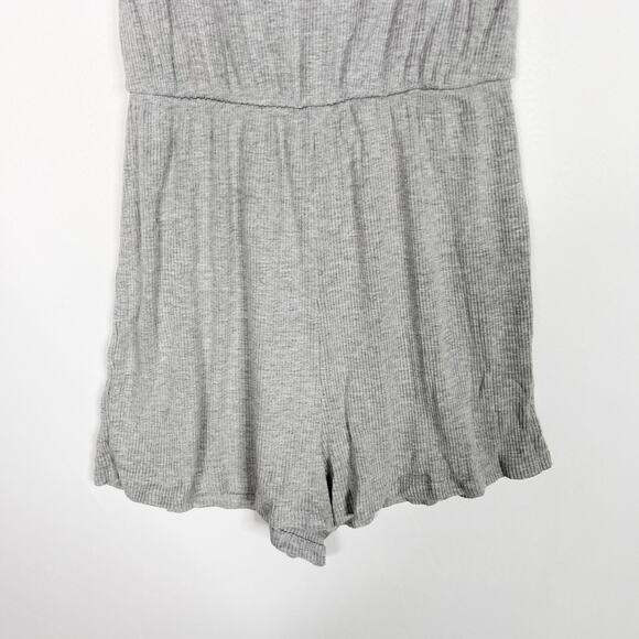 Everly Small S Heather Gray Split VNeck Ribbed Romper Casual Lounge Shorts - Picture 4 of 6